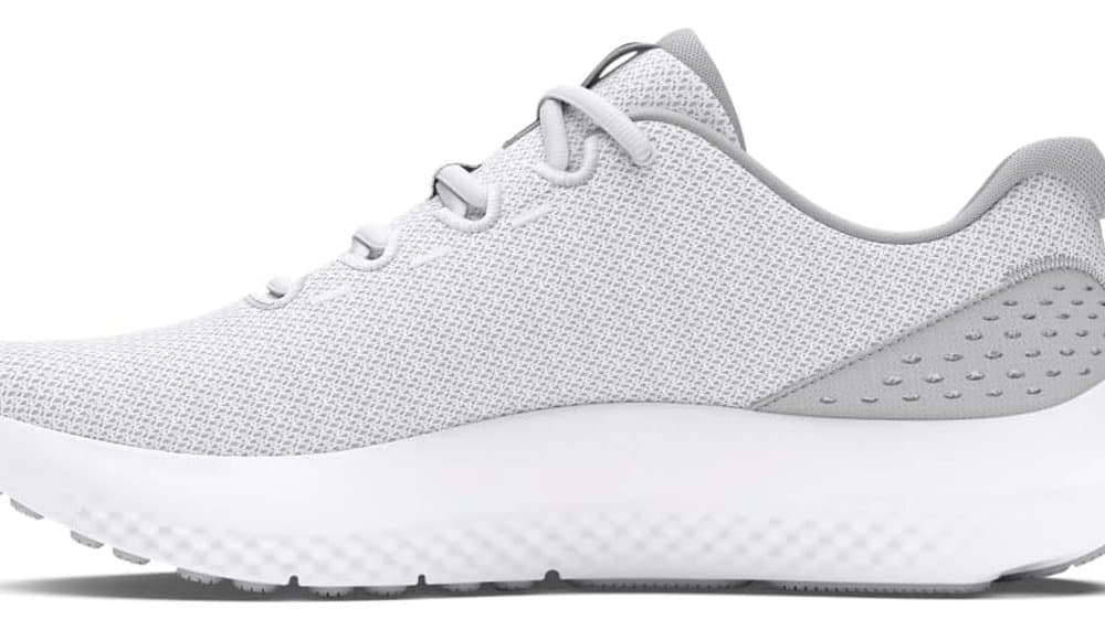 Under Armour Charged Surge 4 Test: Herrskor för Träning
